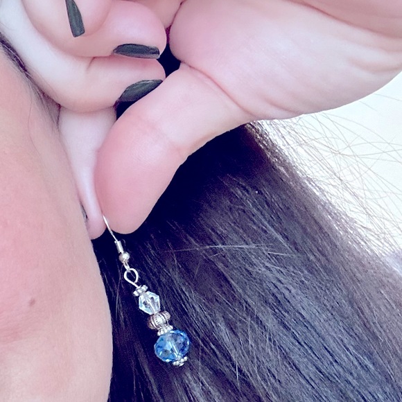 ๐Czech Blue Sapphire 8mmRound Faceted Round Beaded+Clear Crystal Silver Earring - Picture 8 of 16